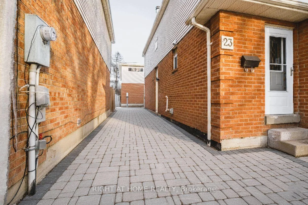 Photo 4 of Unit B, 23 Kirkham Drive, Ajax, Central West — HOMEH