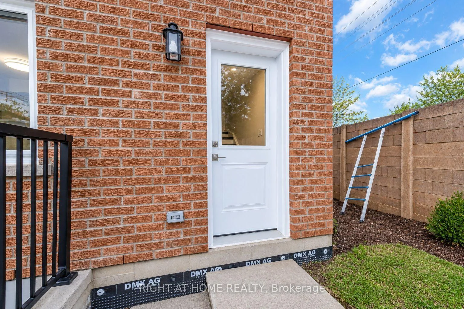 Photo 8 of Unit B, 23 Kirkham Drive, Ajax, Central West — HOMEH
