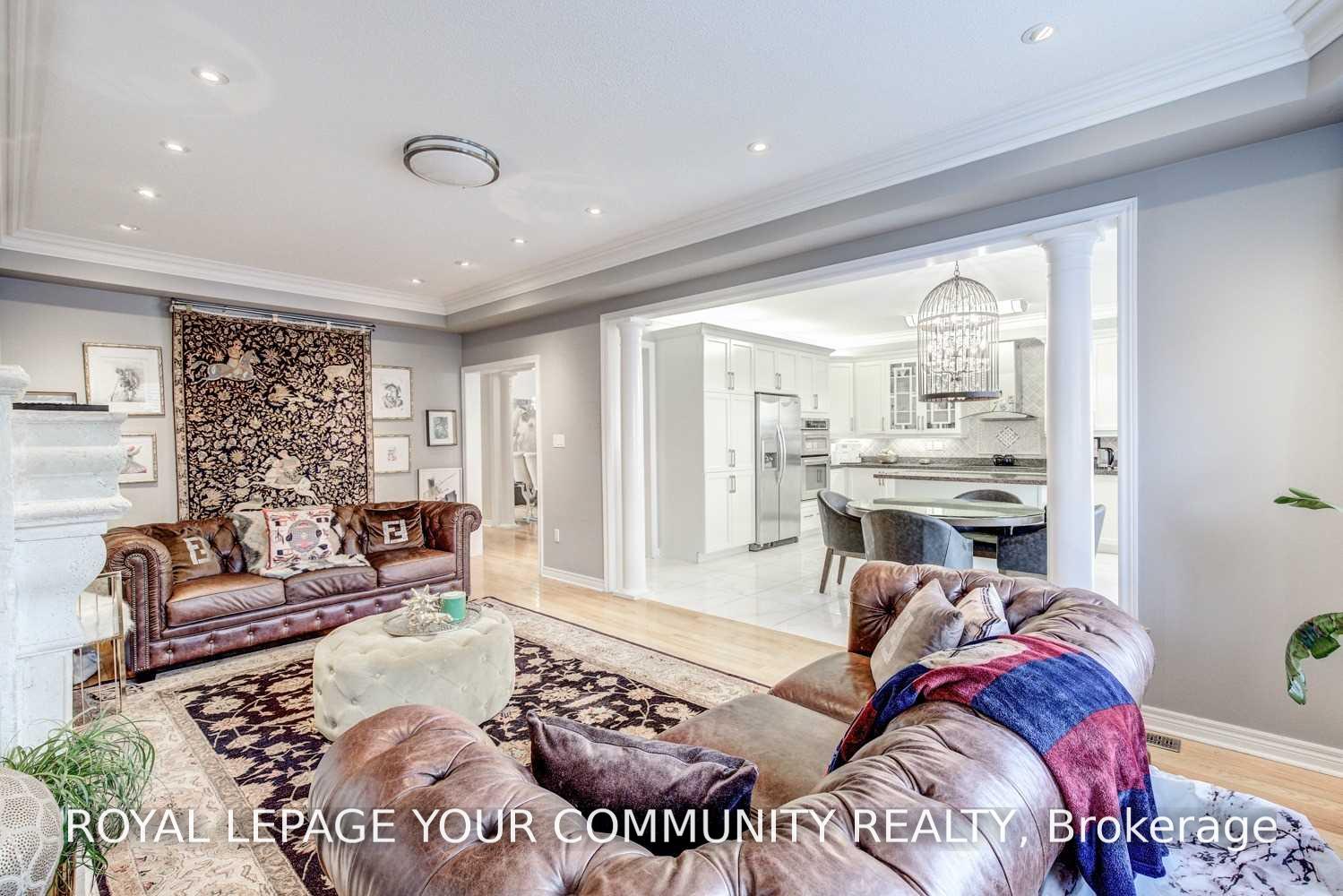 Photo 17 of 134 Greenview Circle, Vaughan, Rural Vaughan — HOMEH