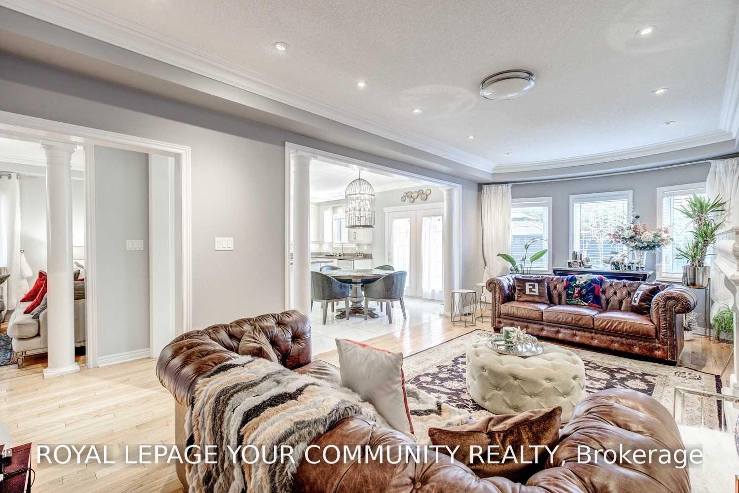 Photo 18 of 134 Greenview Circle, Vaughan, Rural Vaughan — HOMEH