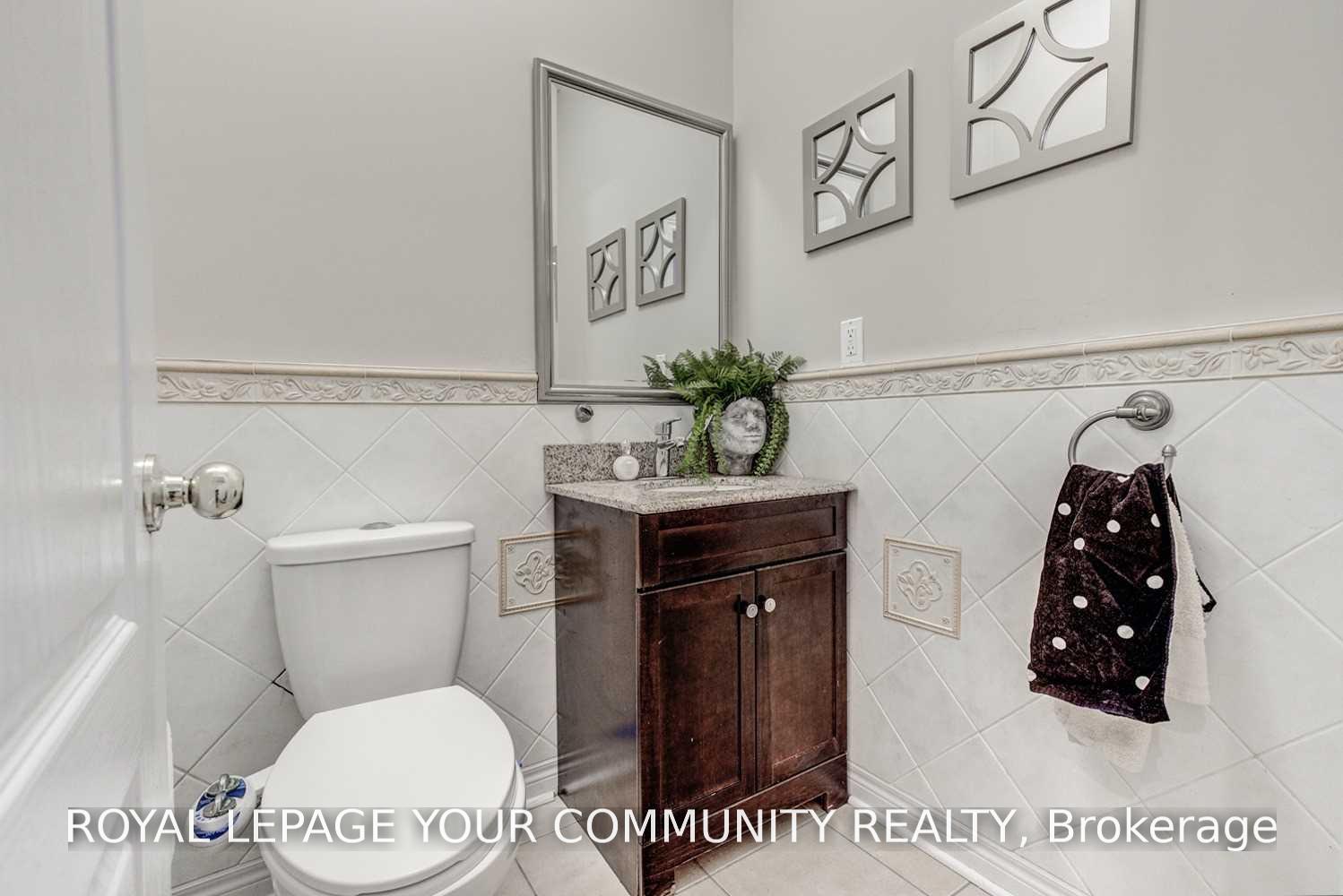 Photo 24 of 134 Greenview Circle, Vaughan, Rural Vaughan — HOMEH