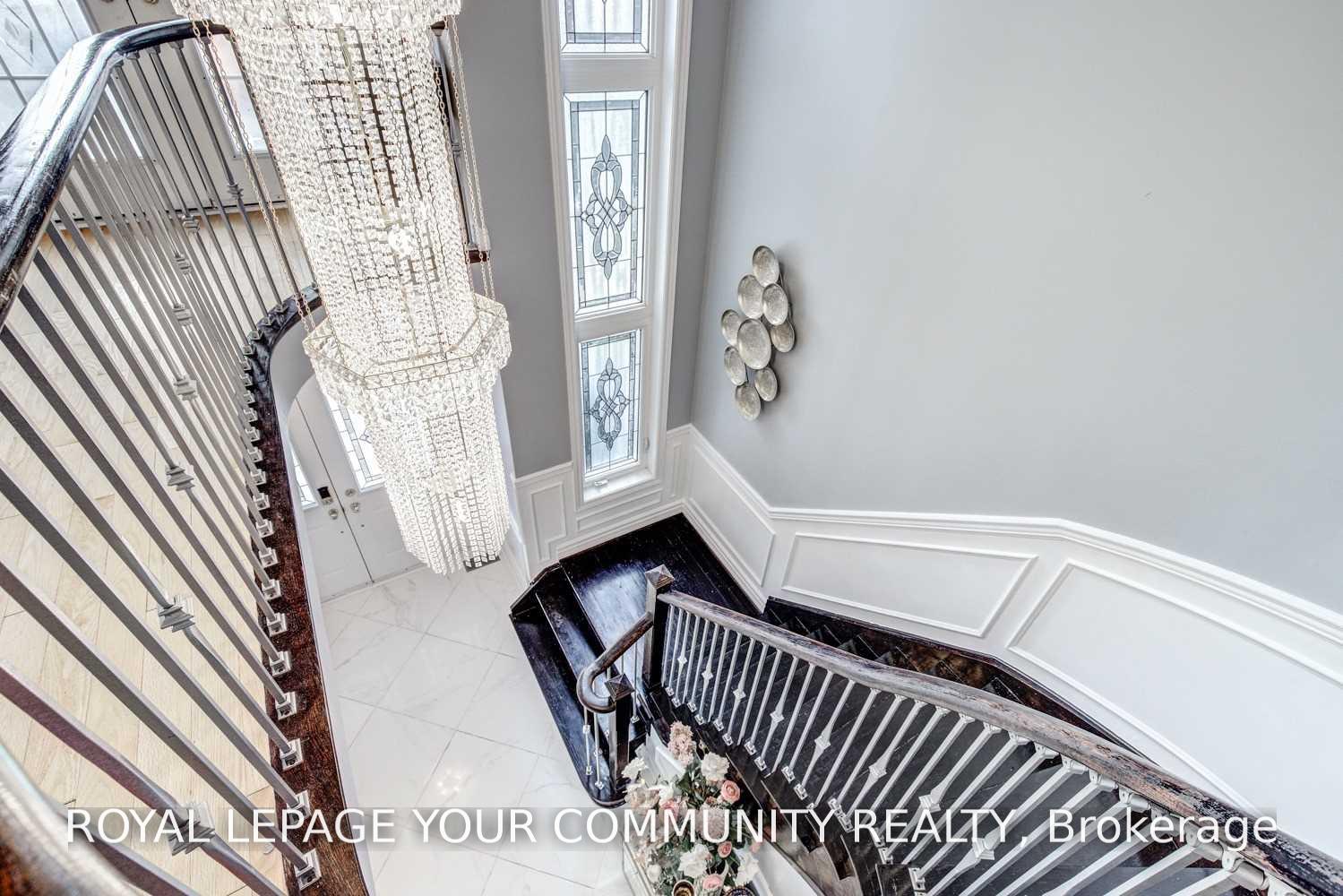 Photo 25 of 134 Greenview Circle, Vaughan, Rural Vaughan — HOMEH