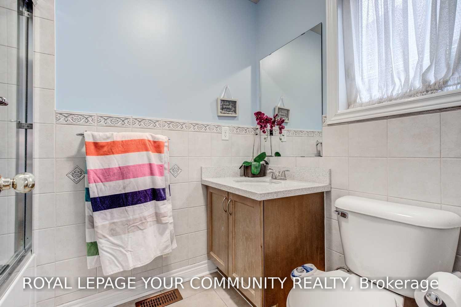 Photo 33 of 134 Greenview Circle, Vaughan, Rural Vaughan — HOMEH