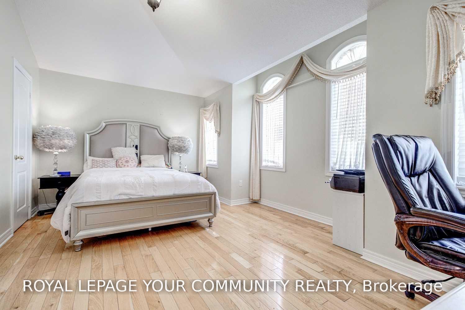Photo 34 of 134 Greenview Circle, Vaughan, Rural Vaughan — HOMEH