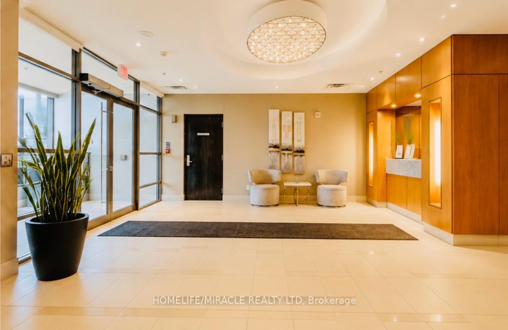 Photo 3 of Unit 1512, 840 Queens Plate Drive, Etobicoke, West Humber-Clairville — HOMEH