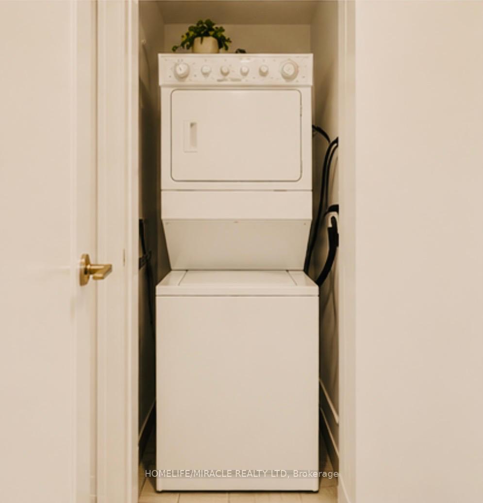 Photo 16 of Unit 1512, 840 Queens Plate Drive, Etobicoke, West Humber-Clairville — HOMEH