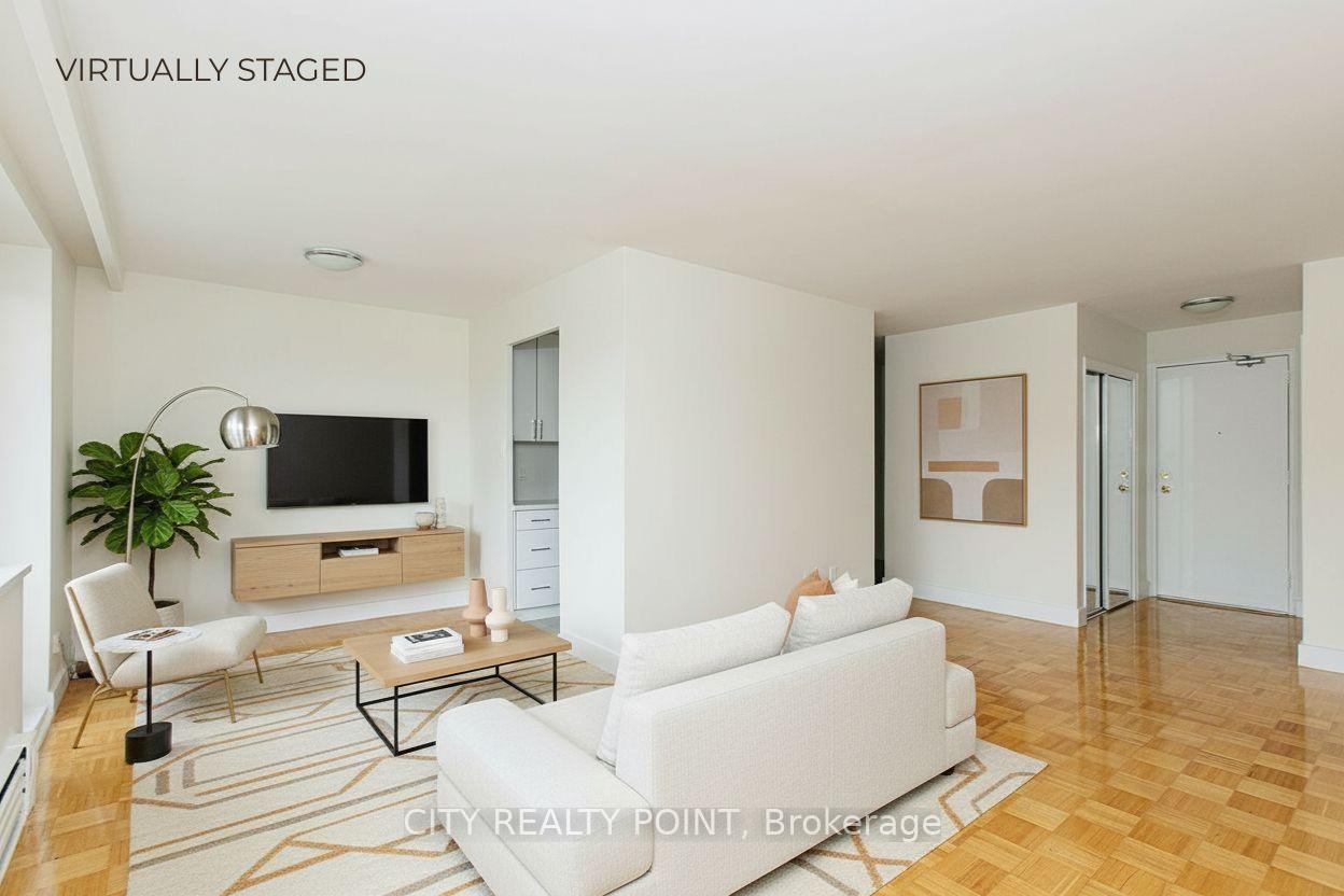 Photo of Unit 604, 2 Grandstand Place