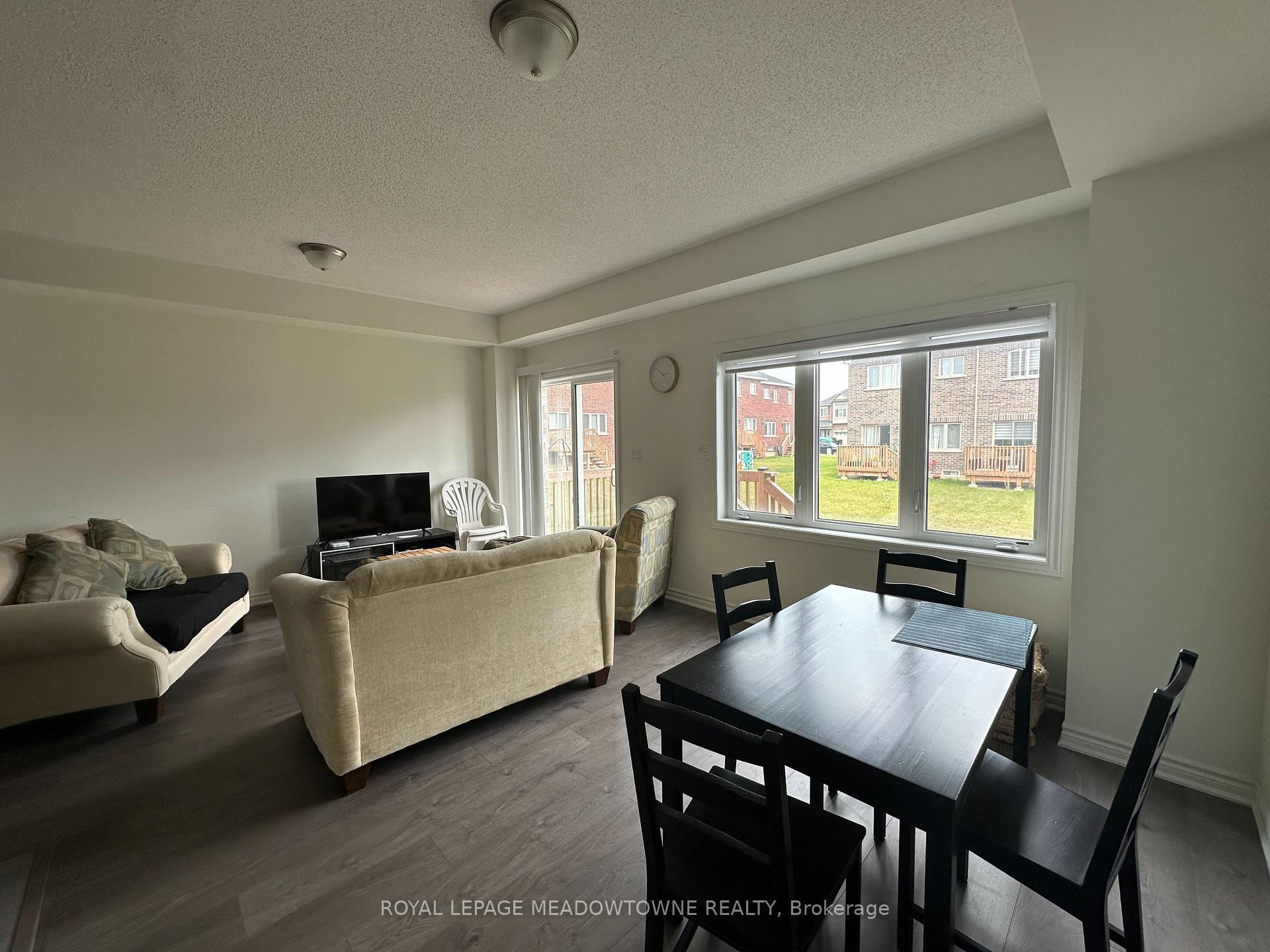 Photo 15 of 130 Sapphire Way, Thorold, Rolling Meadows — HOMEH