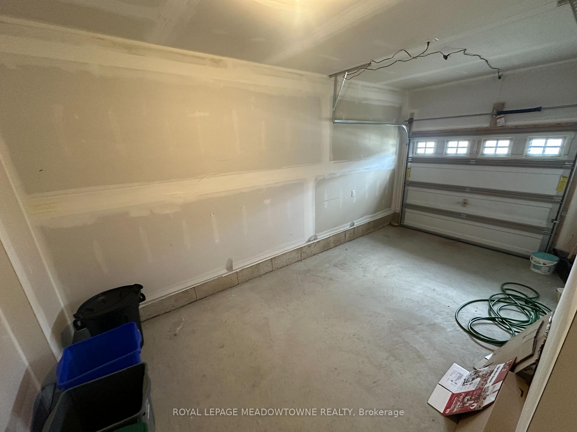 Photo 44 of 130 Sapphire Way, Thorold, Rolling Meadows — HOMEH