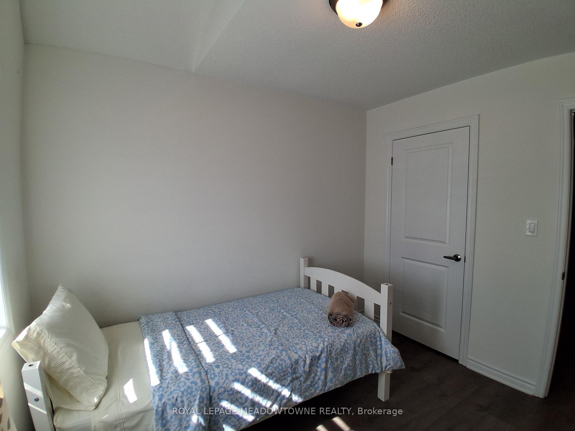 Photo 26 of 130 Sapphire Way, Thorold, Rolling Meadows — HOMEH