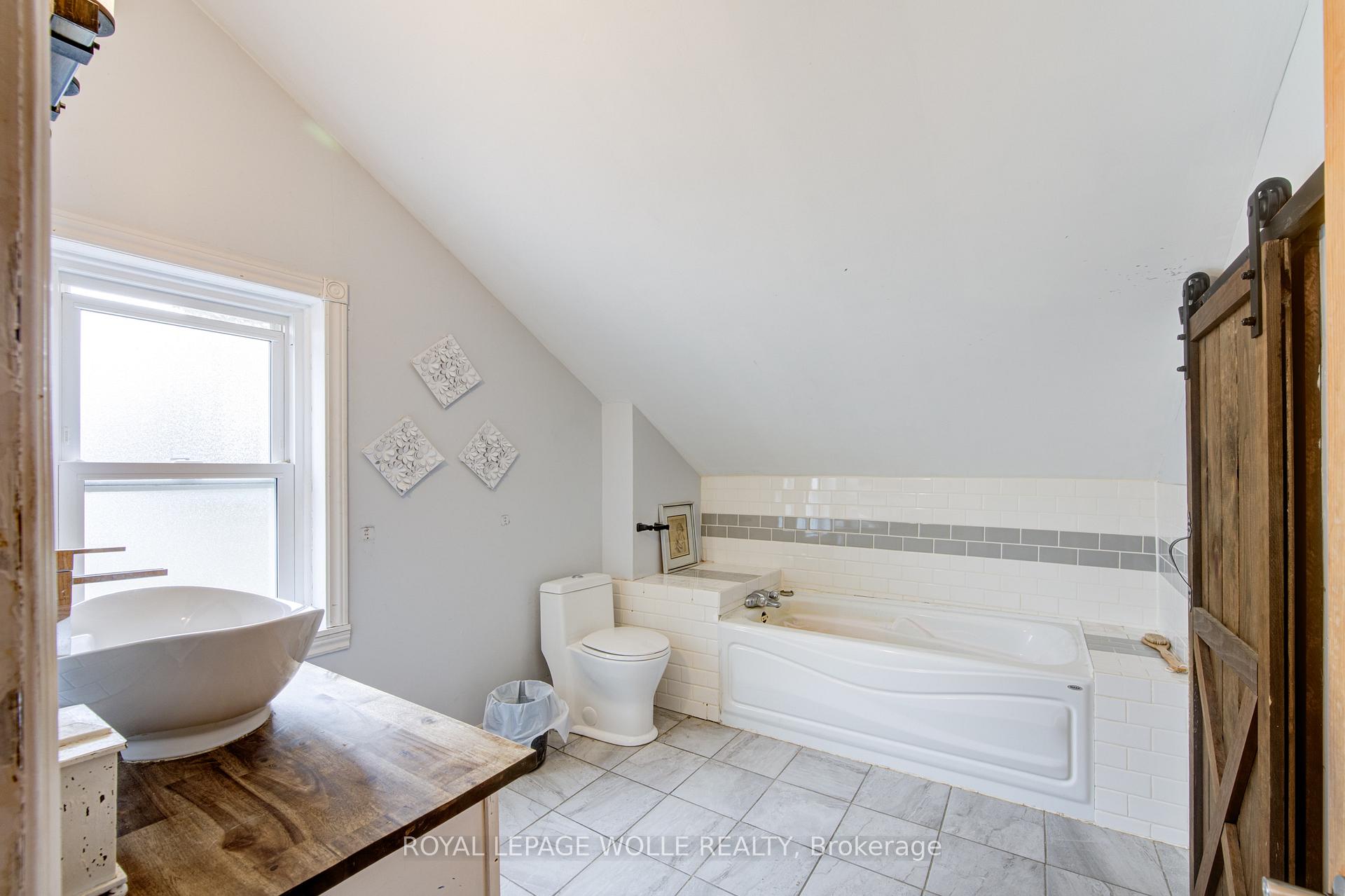 Photo 8 of 137 Wellington Street, West Perth, Mitchell — HOMEH