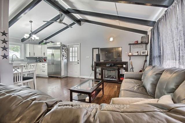 Photo 18 of 172 Silas Boulevard, Georgina, Keswick North — HOMEH