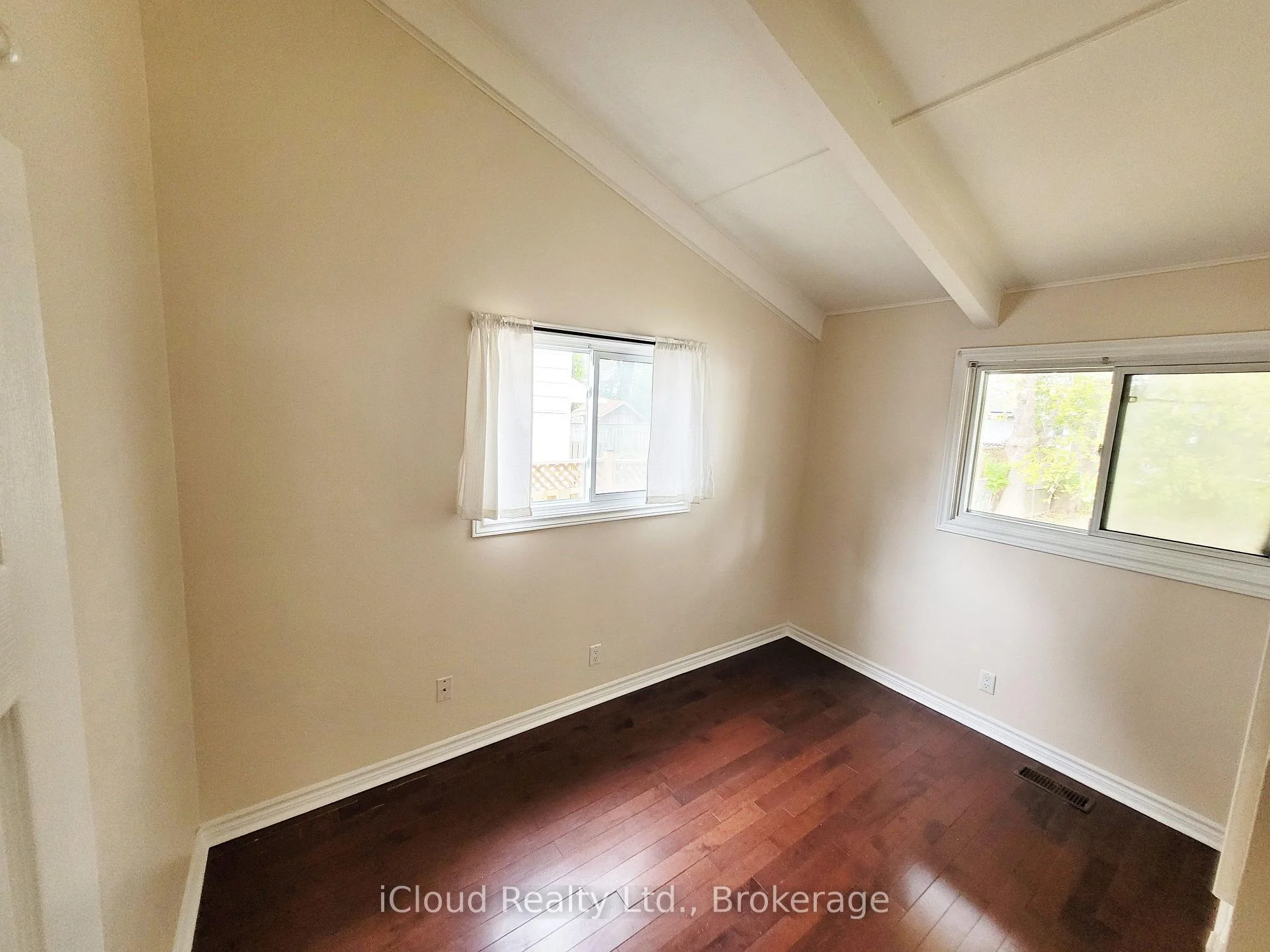 Photo 38 of 172 Silas Boulevard, Georgina, Keswick North — HOMEH