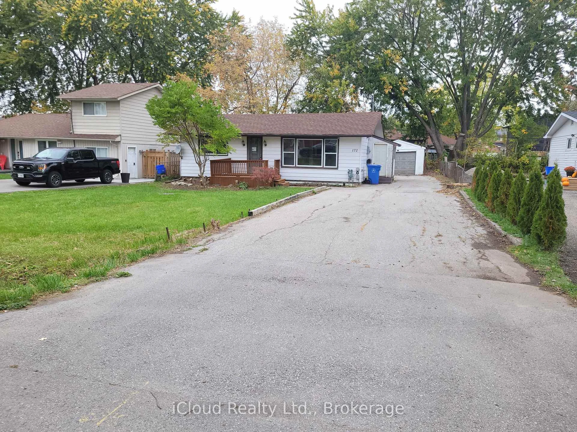 Photo 2 of 172 Silas Boulevard, Georgina, Keswick North — HOMEH