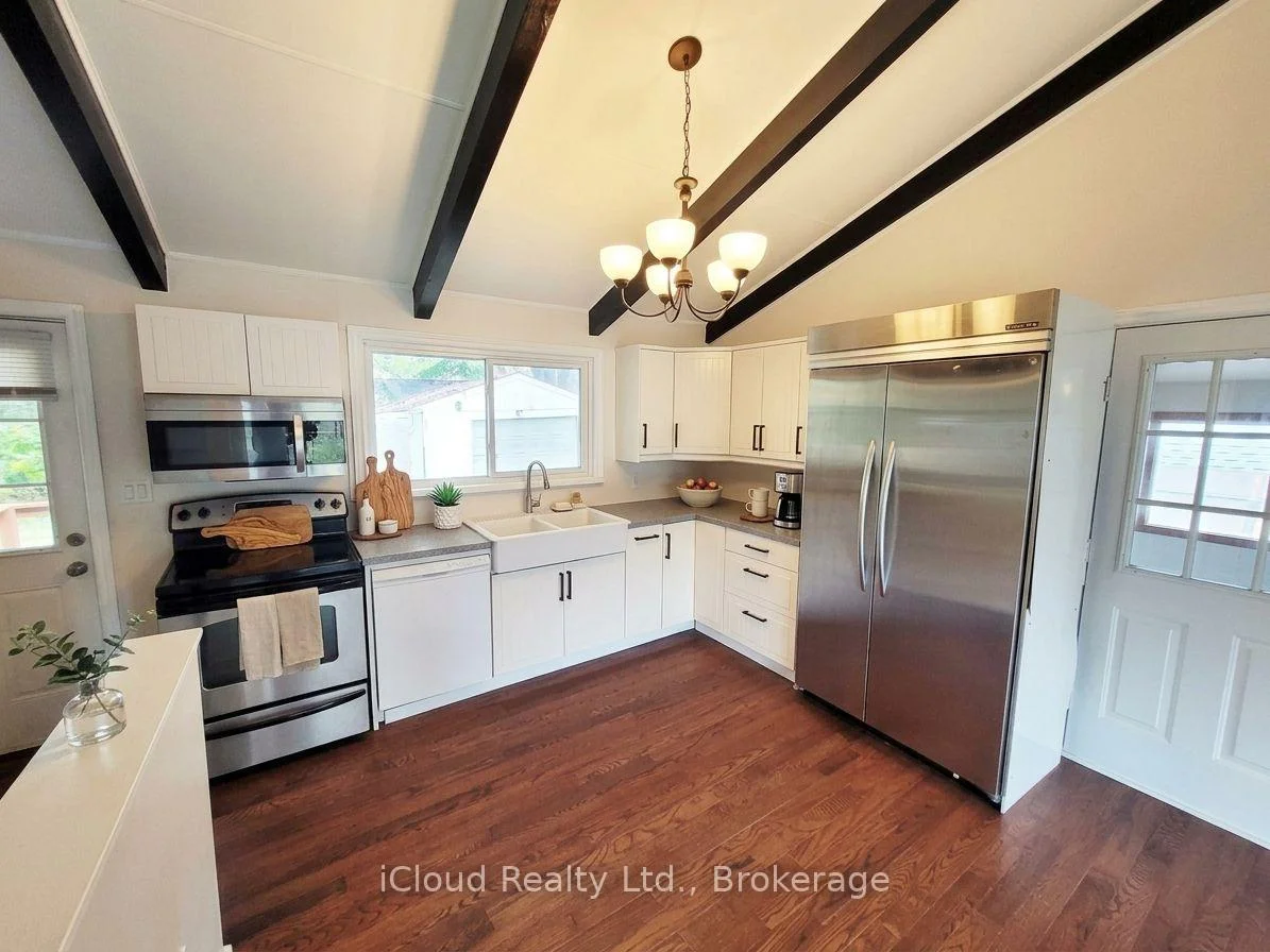 Photo 5 of 172 Silas Boulevard, Georgina, Keswick North — HOMEH