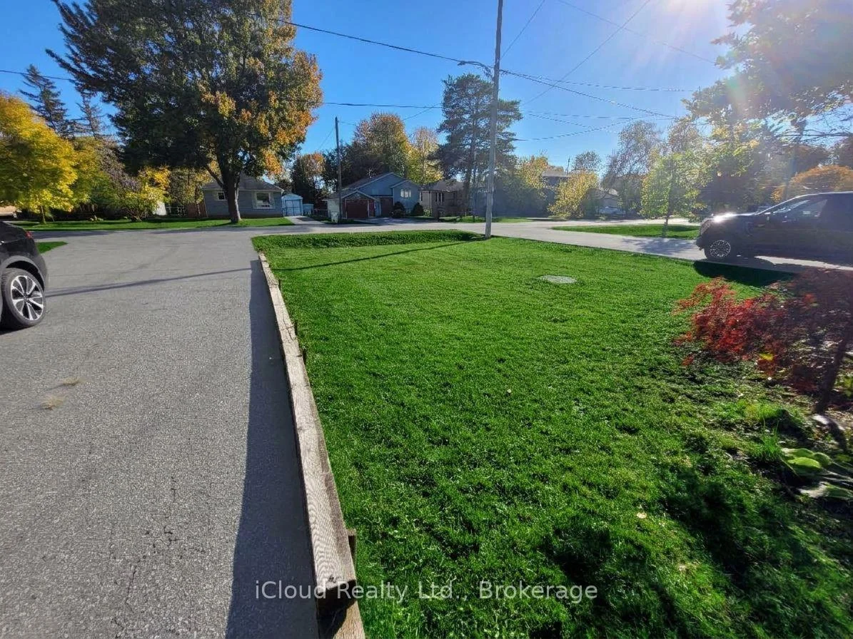 Photo 45 of 172 Silas Boulevard, Georgina, Keswick North — HOMEH