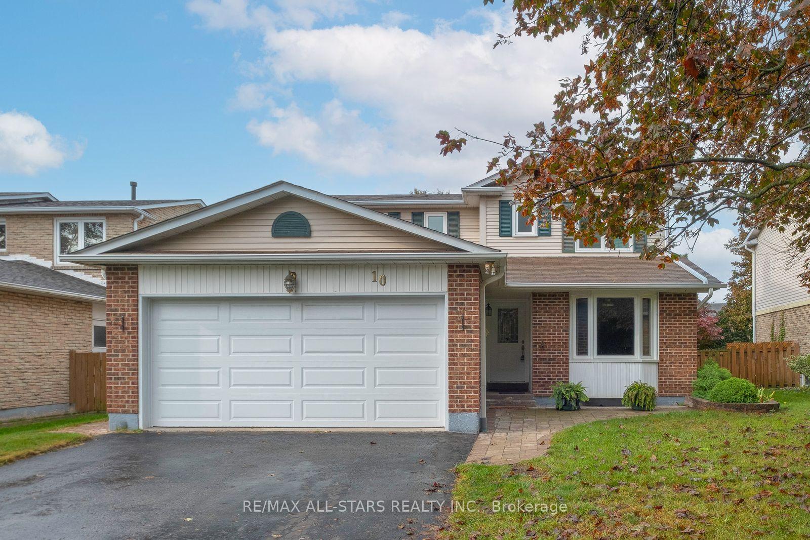 Photo 1 of 10 Colette Drive, Whitby, Downtown Whitby — HOMEH