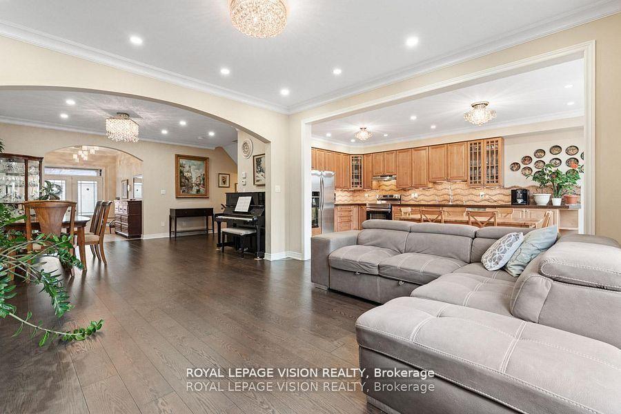 Photo of 41 Treetops Boulevard