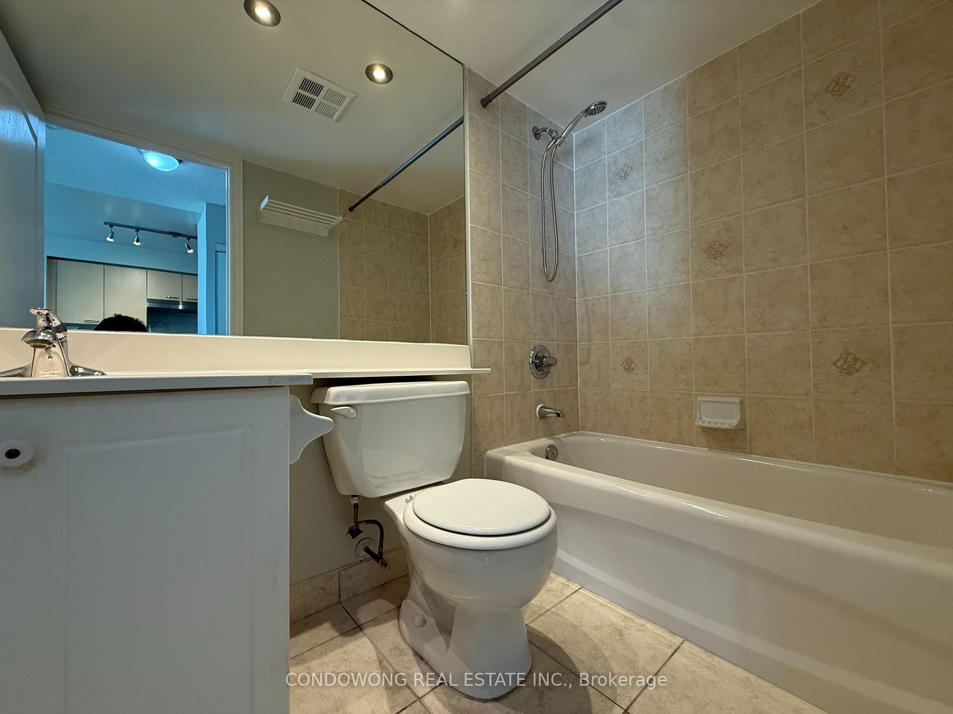 Photo 8 of Unit 318, 62 Suncrest Boulevard, Markham, Commerce Valley — HOMEH