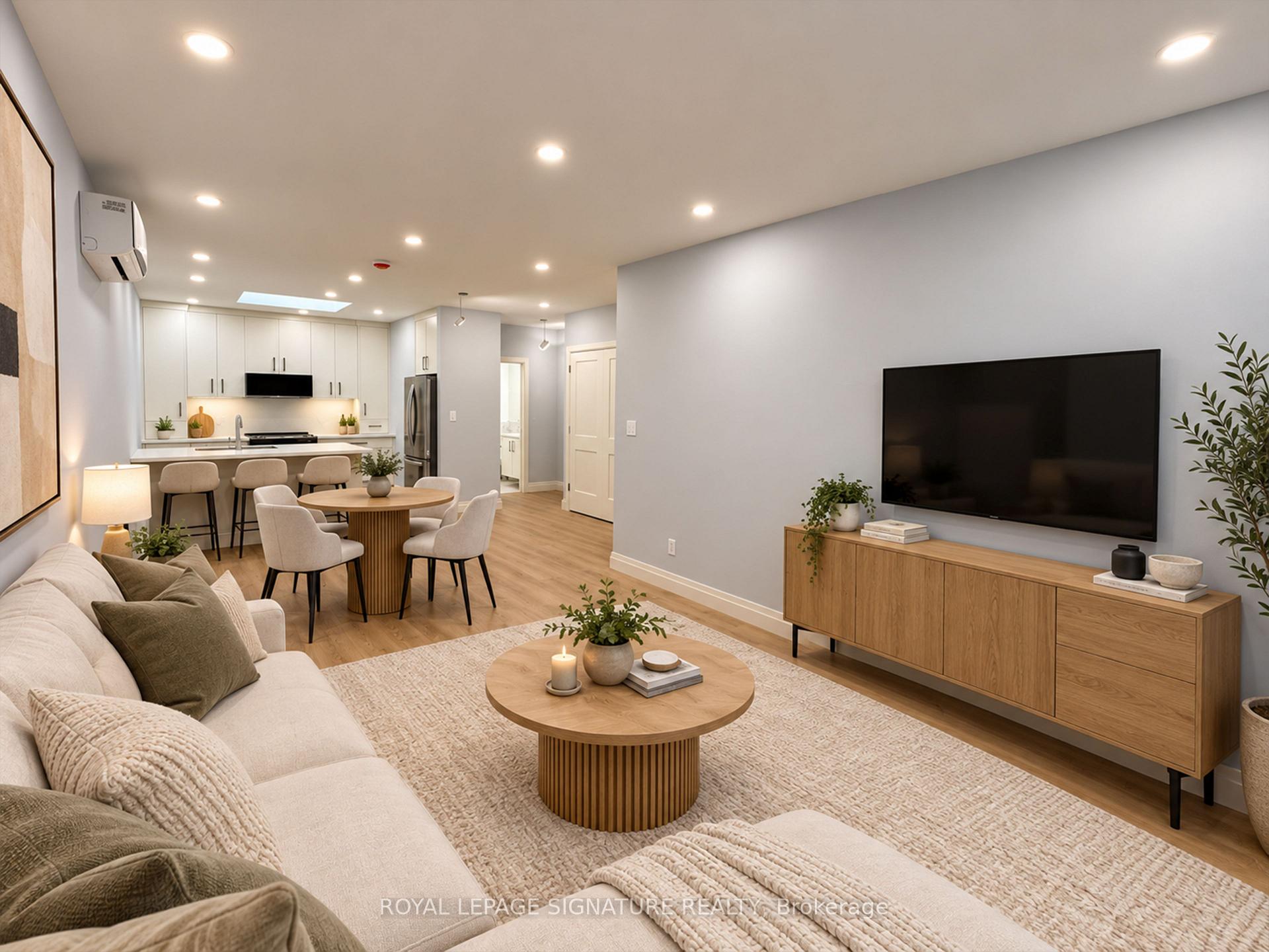 Photo 7 of Unit 1, 1727A Bayview Avenue, Toronto, Leaside — HOMEH