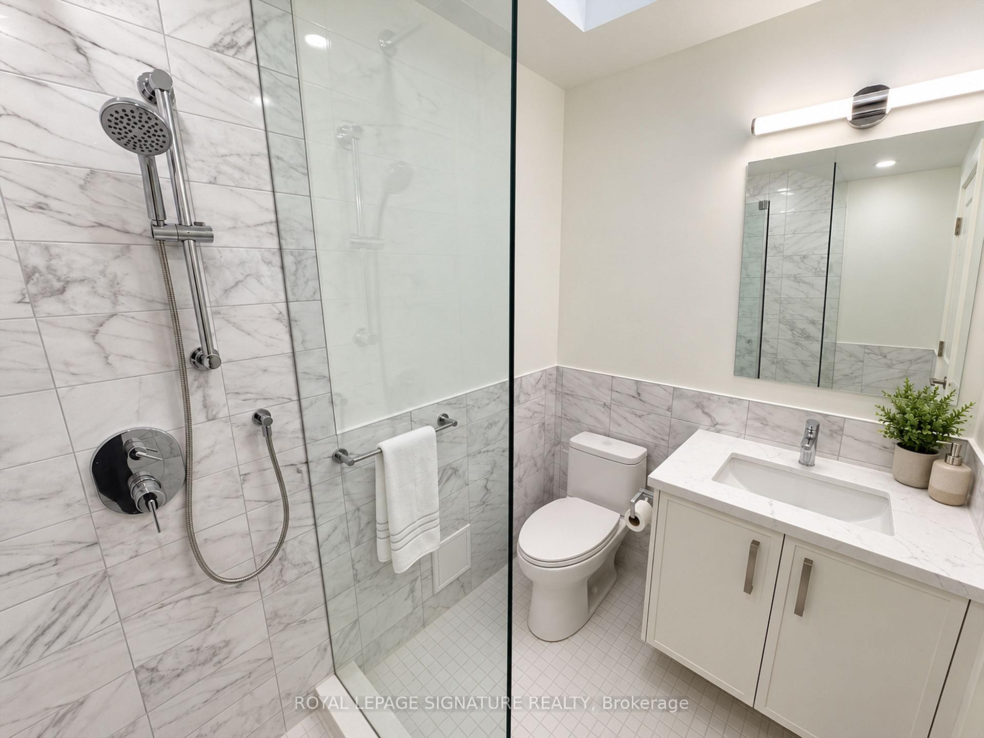 Photo 13 of Unit 1, 1727A Bayview Avenue, Toronto, Leaside — HOMEH