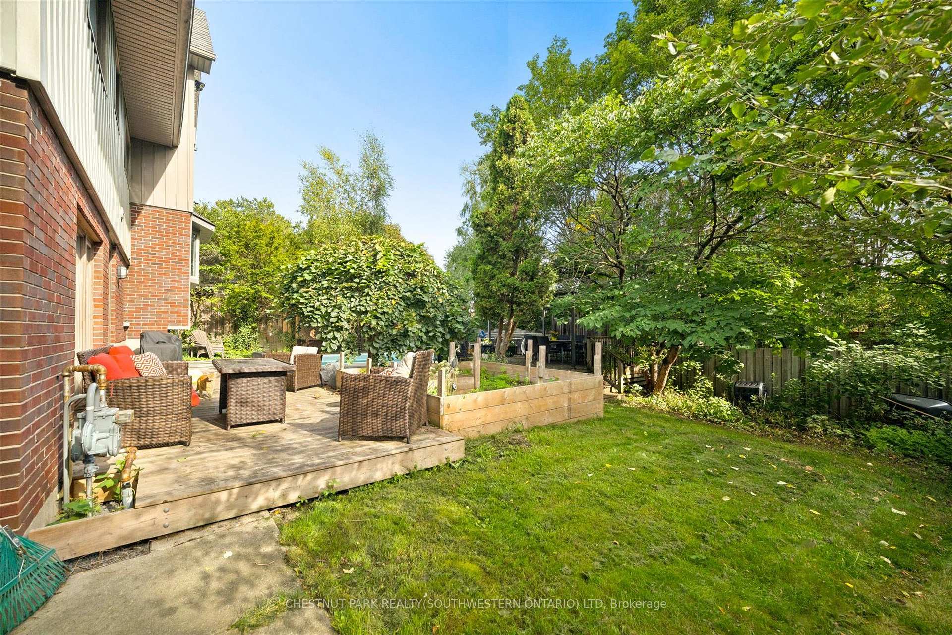 Photo 39 of 75 Lyon Avenue, Guelph, Exhibition Park — HOMEH