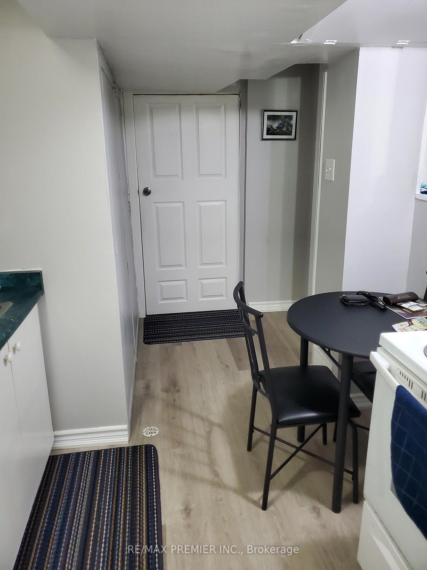 Photo 21 of 34 Argyle Road, Barrie, Sunnidale — HOMEH