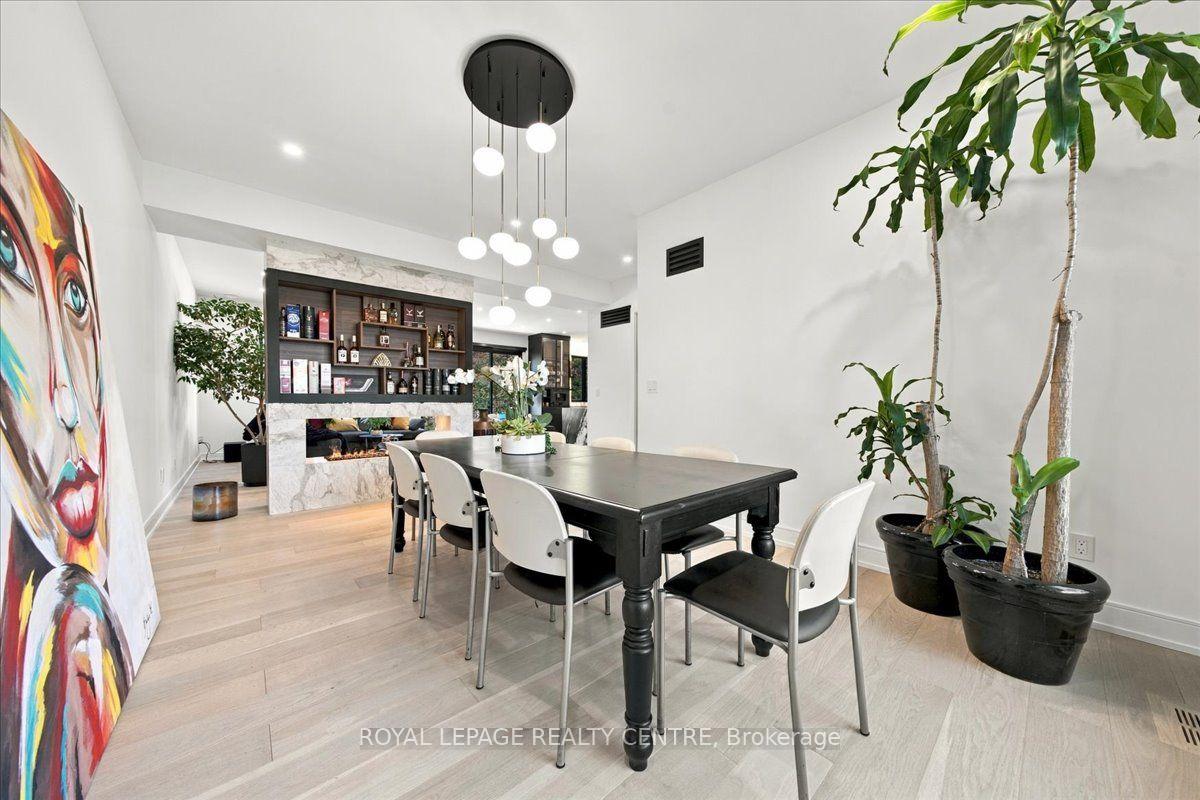 Photo 14 of 116 Elmcrest Road, Etobicoke, Eringate-Centennial-West Deane — HOMEH