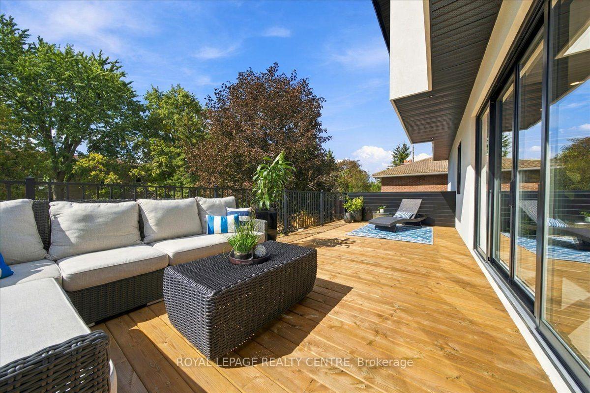 Photo 47 of 116 Elmcrest Road, Etobicoke, Eringate-Centennial-West Deane — HOMEH