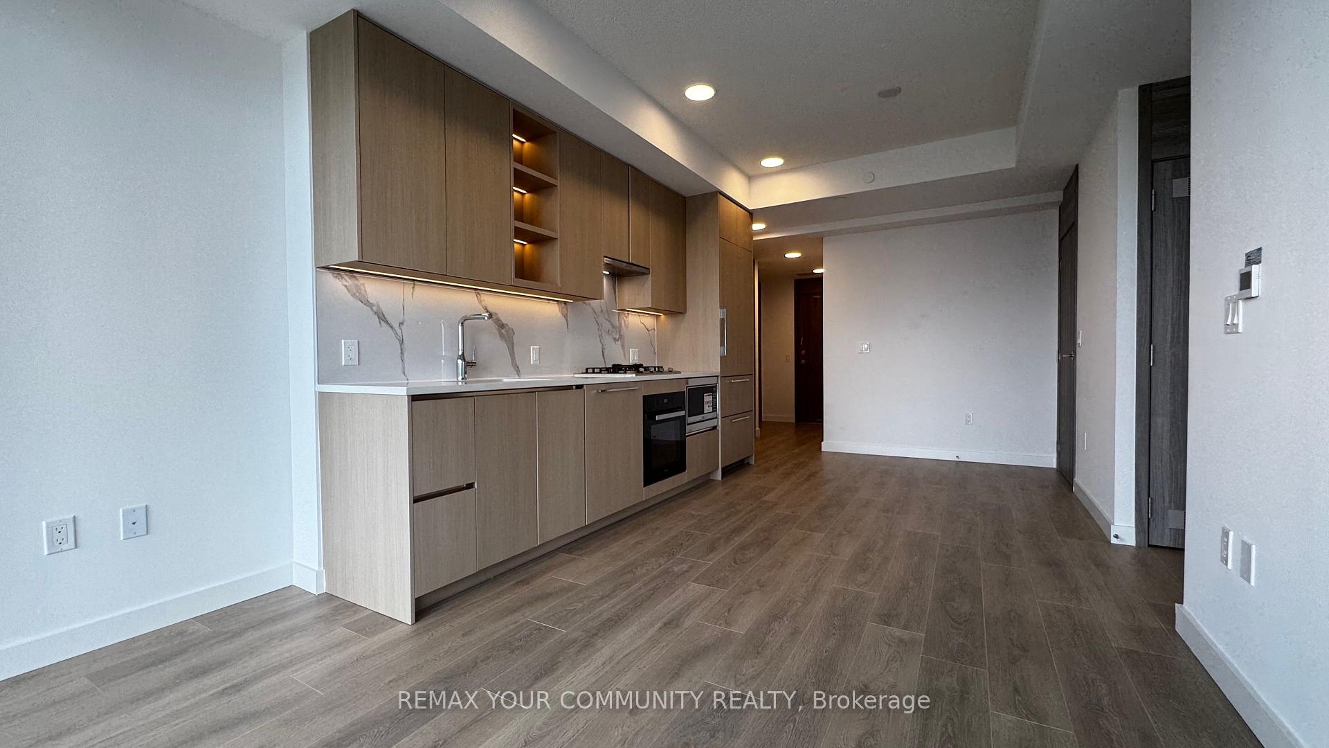 Photo 9 of Unit 2015, 18 Esther Shrine Boulevard, North York, Bayview Village — HOMEH