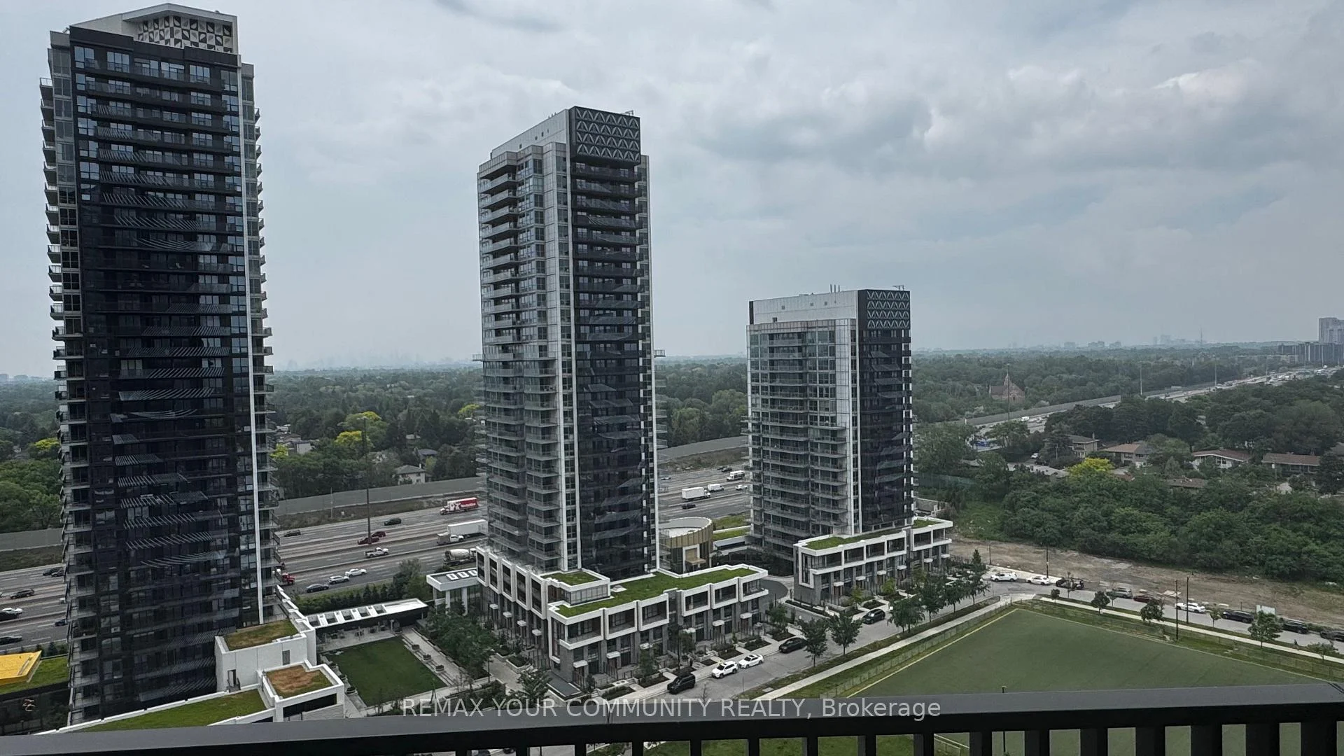 Photo 17 of Unit 2015, 18 Esther Shrine Boulevard, North York, Bayview Village — HOMEH