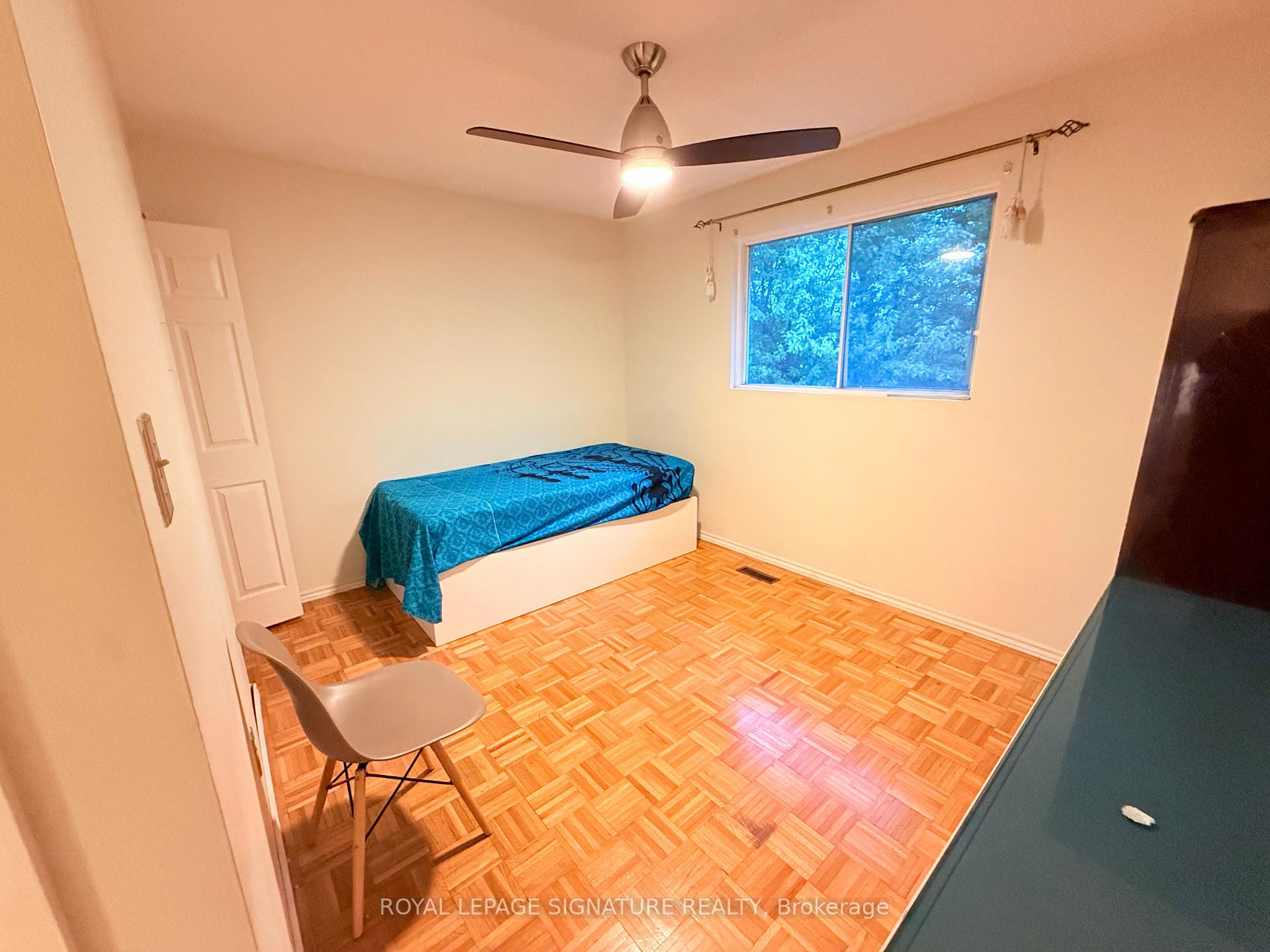Photo 13 of 32 Madison Street, Brampton, Central Park — HOMEH