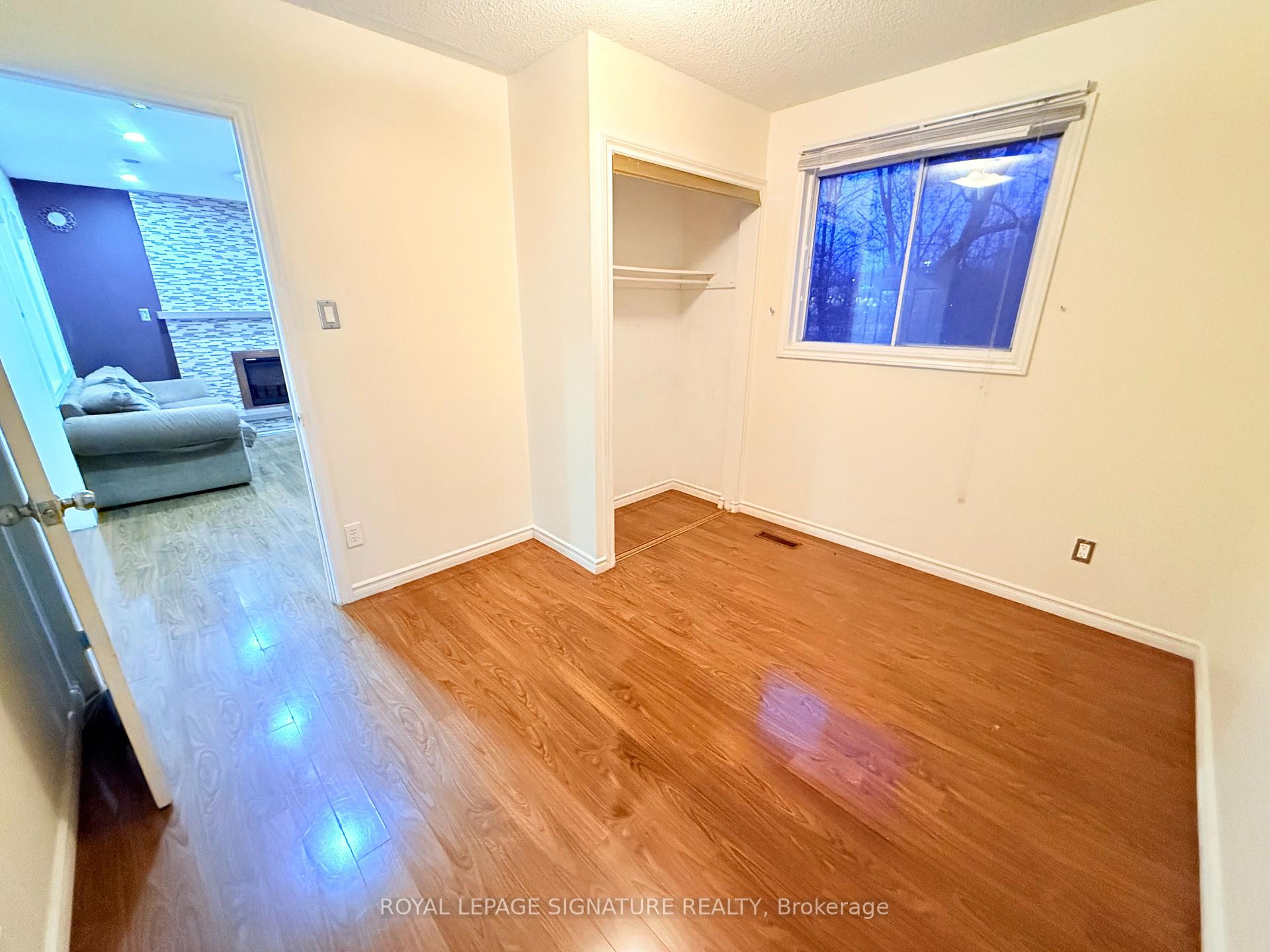 Photo 25 of 32 Madison Street, Brampton, Central Park — HOMEH