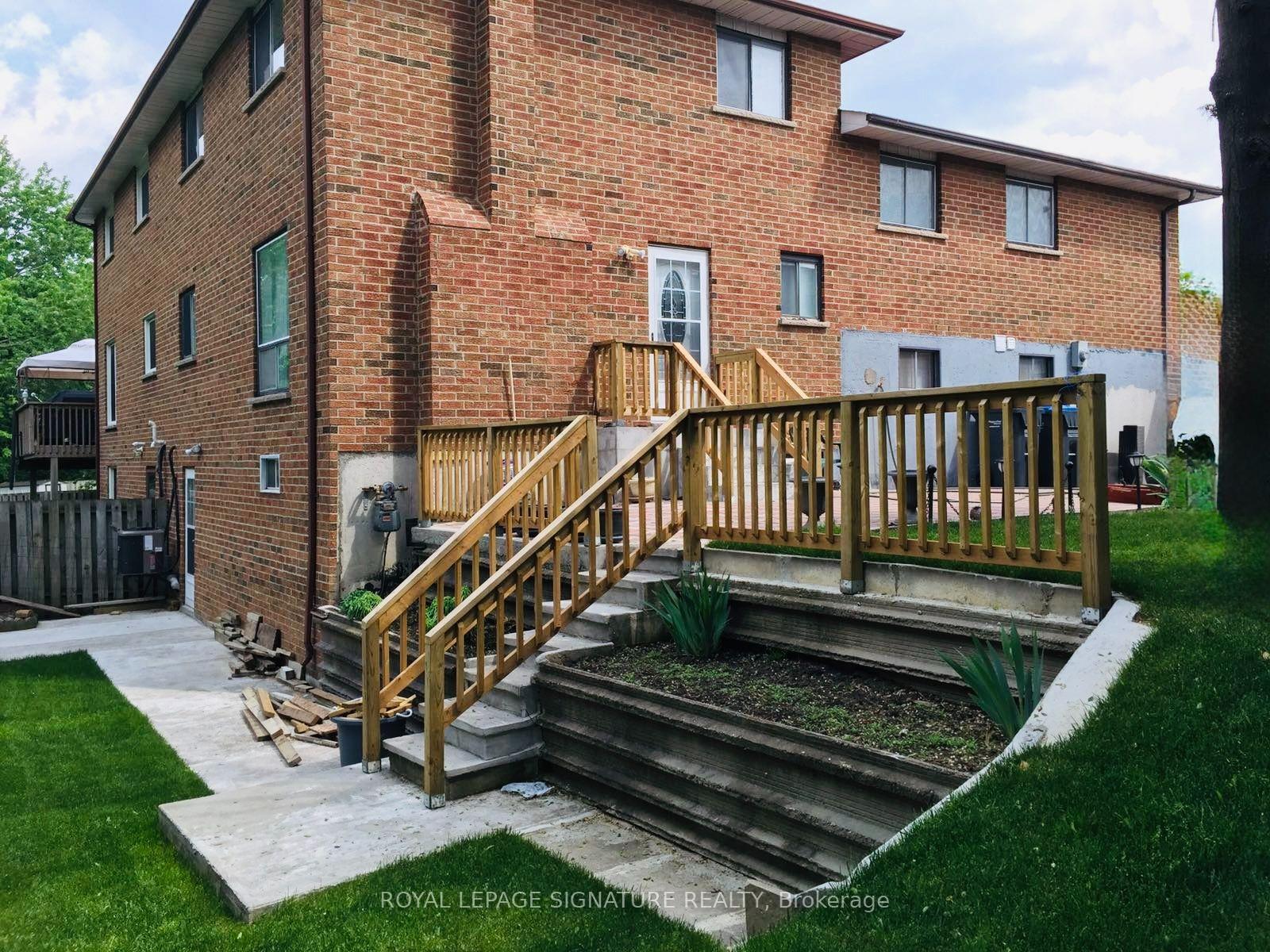 Photo 30 of 32 Madison Street, Brampton, Central Park — HOMEH