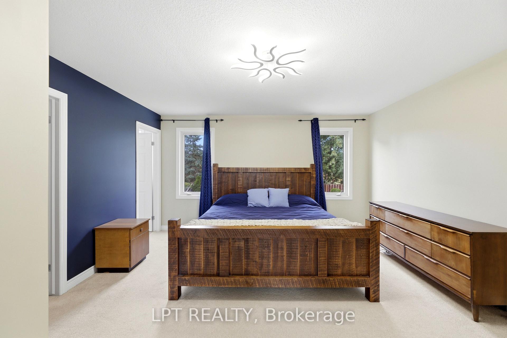 Photo 20 of 903 Bradshaw Crescent, London, North C — HOMEH