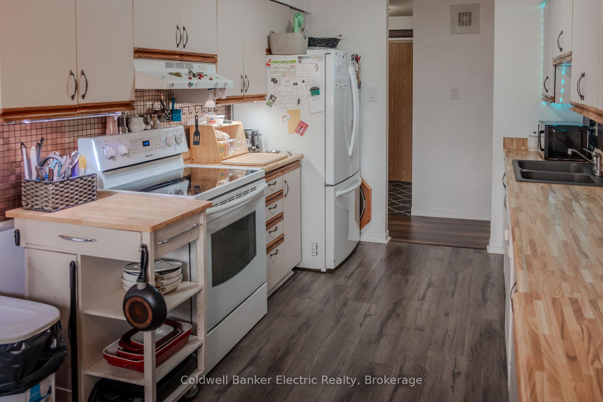Photo 8 of Unit 105, 2185 Walker Avenue, Peterborough, Ashburnham Ward 4 — HOMEH
