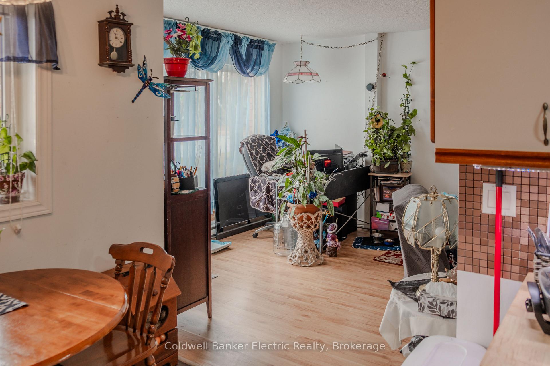Photo 10 of Unit 105, 2185 Walker Avenue, Peterborough, Ashburnham Ward 4 — HOMEH