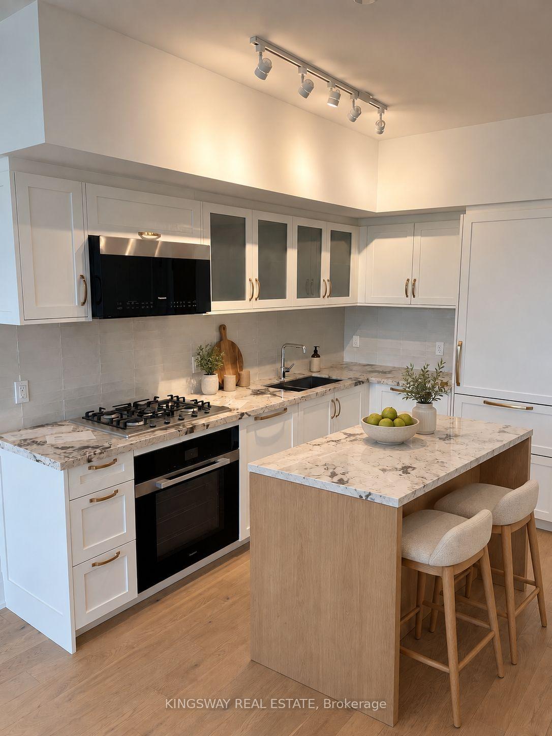Photo 1 of Unit 218, 2788 Bathurst Street, Toronto, Bedford Park-Nortown — HOMEH