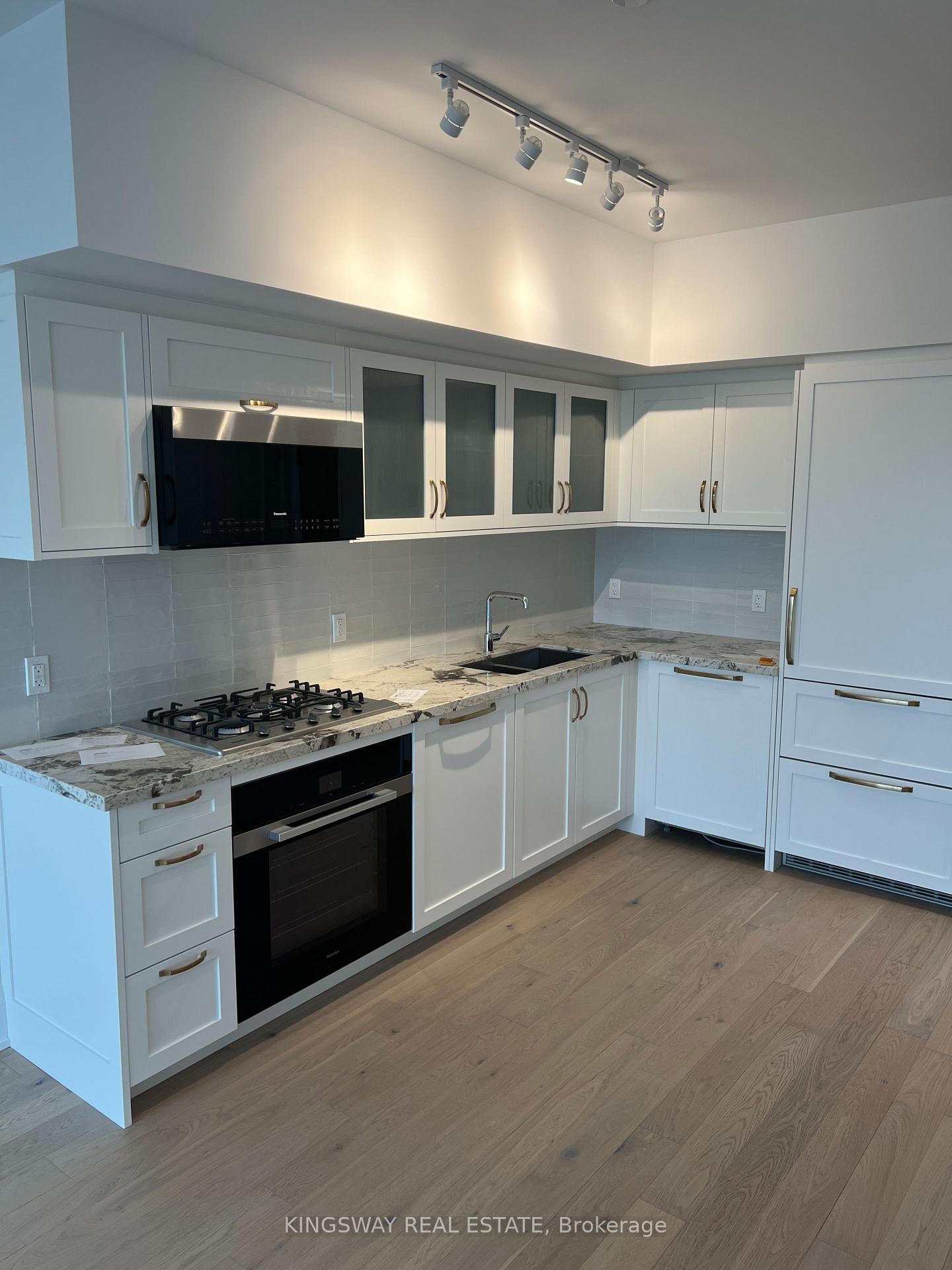 Photo 19 of Unit 218, 2788 Bathurst Street, Toronto, Bedford Park-Nortown — HOMEH