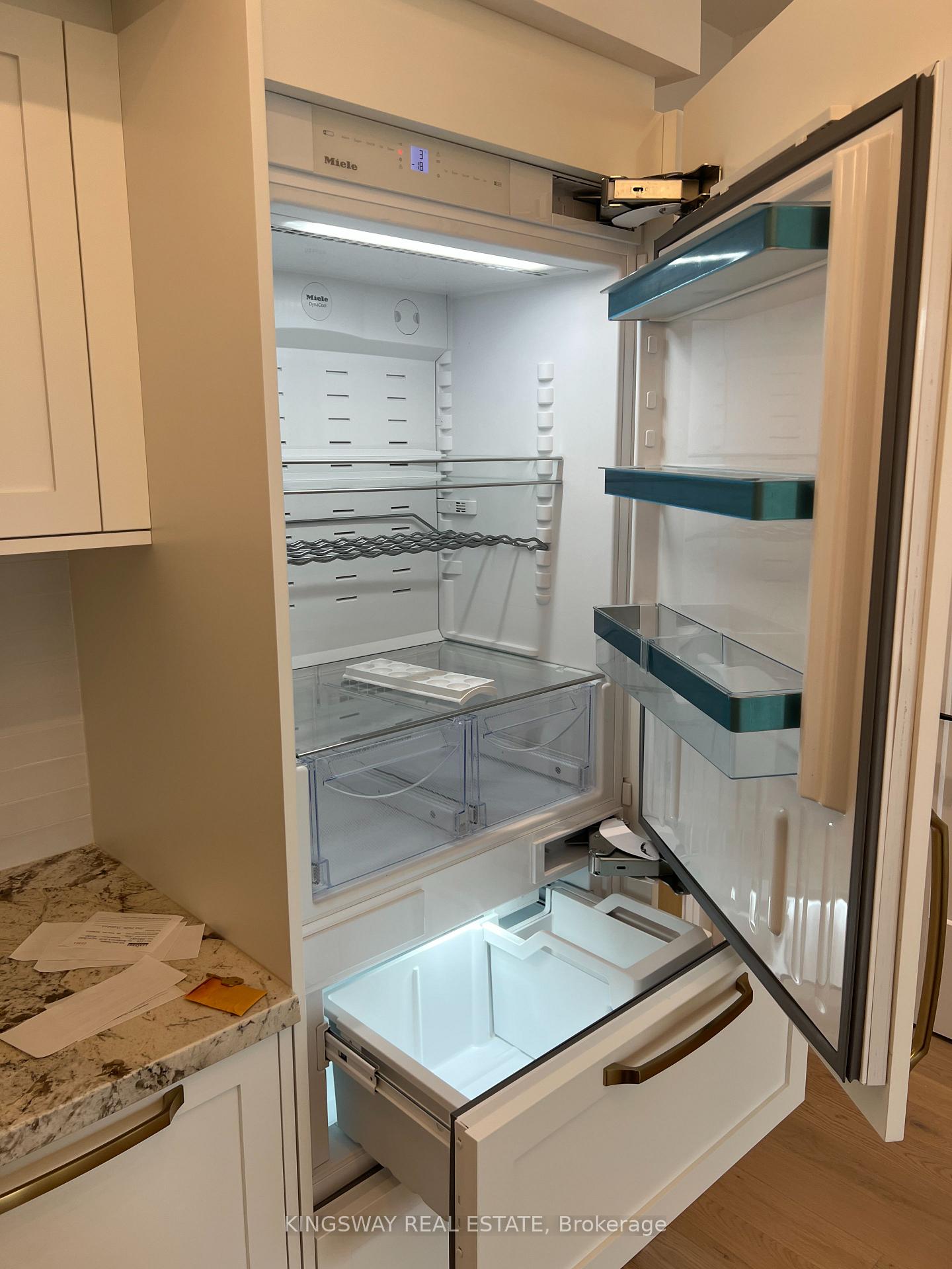 Photo 20 of Unit 218, 2788 Bathurst Street, Toronto, Bedford Park-Nortown — HOMEH