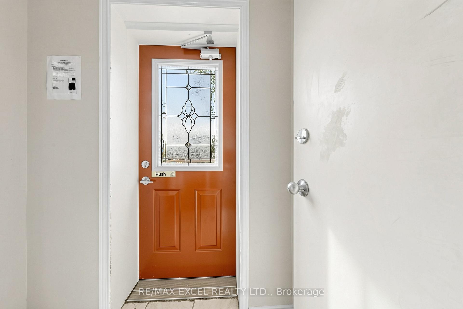 Photo 2 of Unit Main, 259 Victoria Avenue N, Hamilton, Landsdale — HOMEH