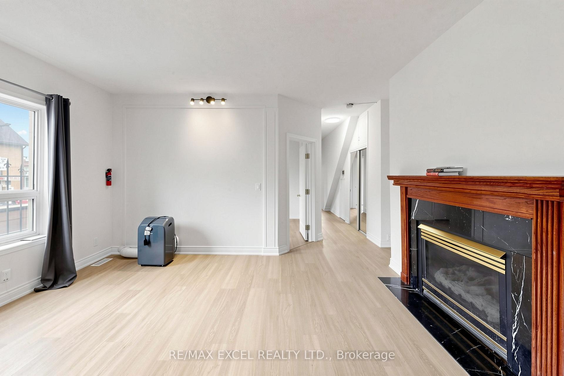 Photo 6 of Unit Main, 259 Victoria Avenue N, Hamilton, Landsdale — HOMEH