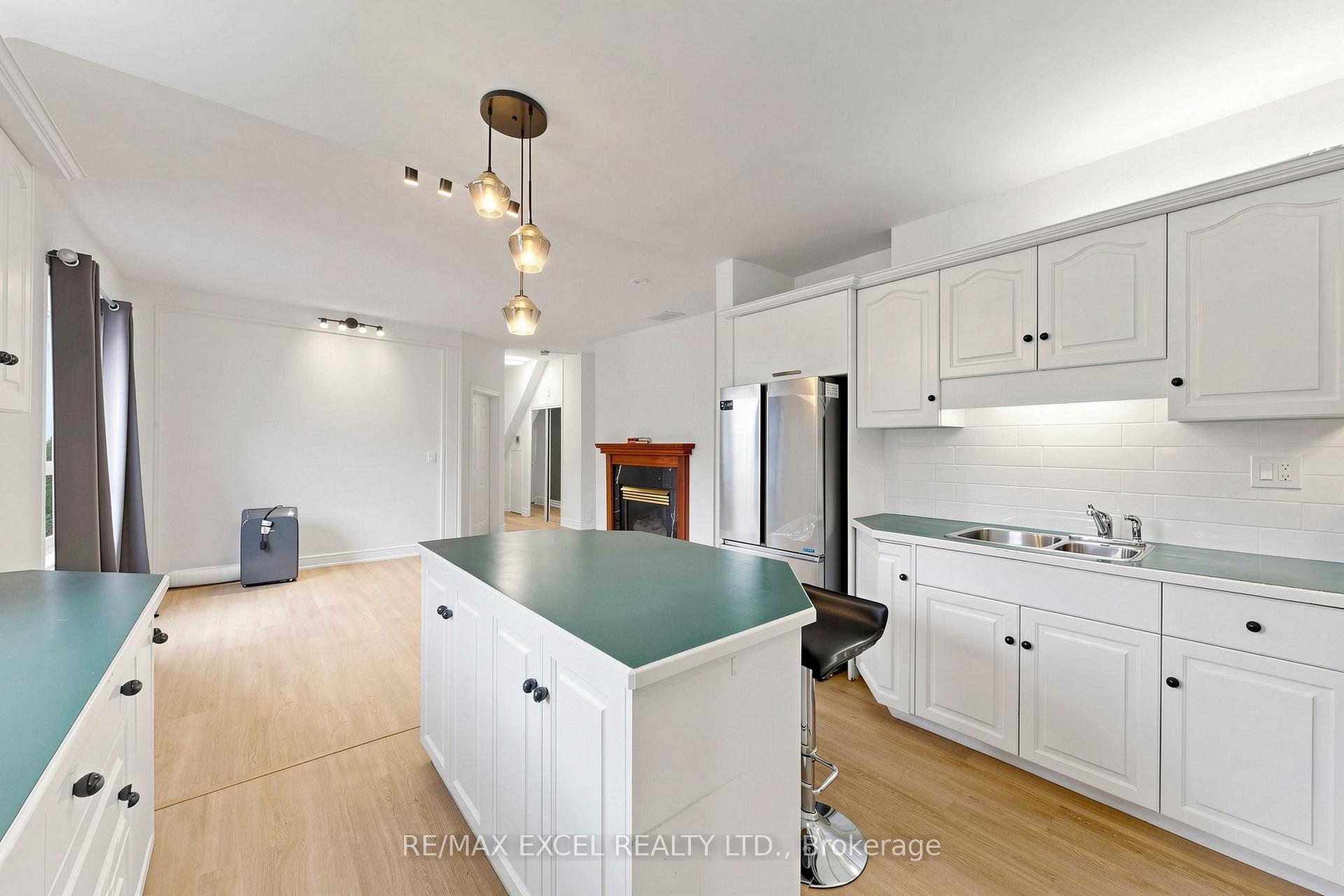 Photo 12 of Unit Main, 259 Victoria Avenue N, Hamilton, Landsdale — HOMEH