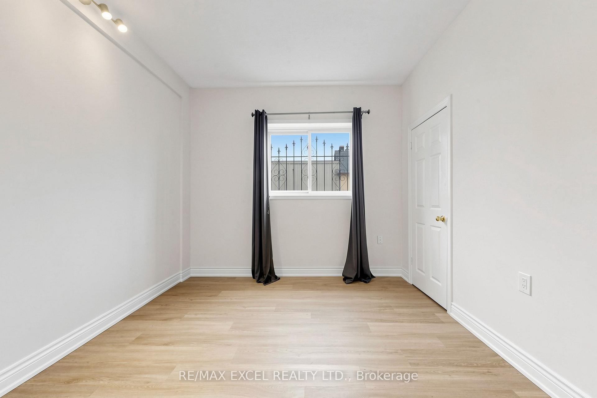Photo 17 of Unit Main, 259 Victoria Avenue N, Hamilton, Landsdale — HOMEH