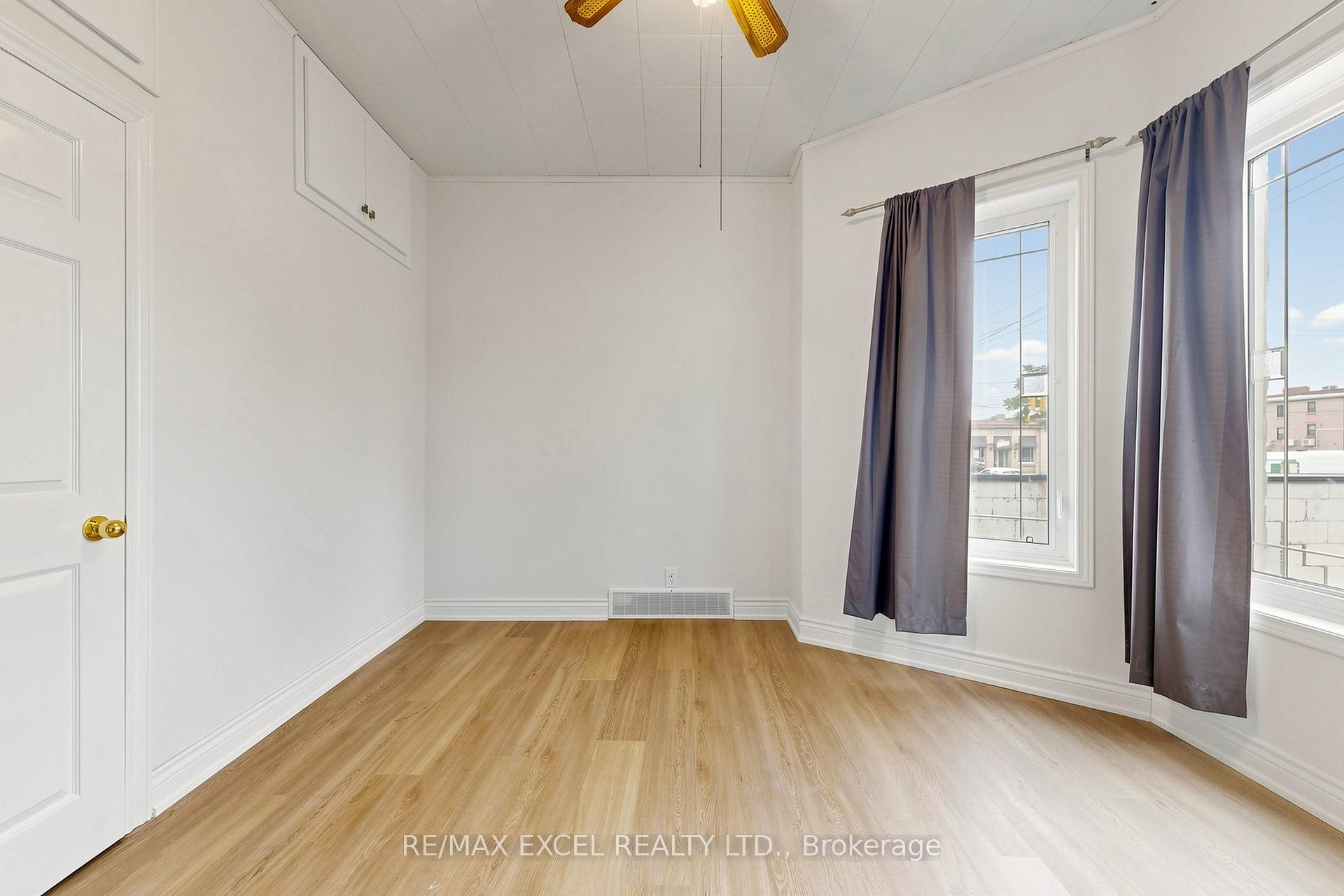 Photo 21 of Unit Main, 259 Victoria Avenue N, Hamilton, Landsdale — HOMEH