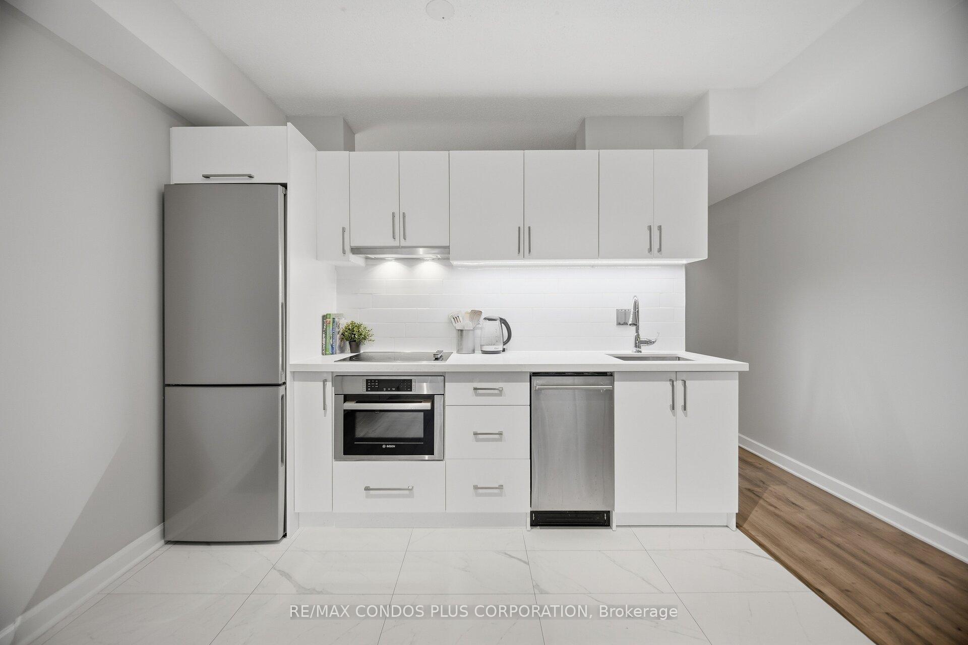 Photo 10 of Unit 509, 36 Blue Jays Way, Toronto, Waterfront Communities — HOMEH