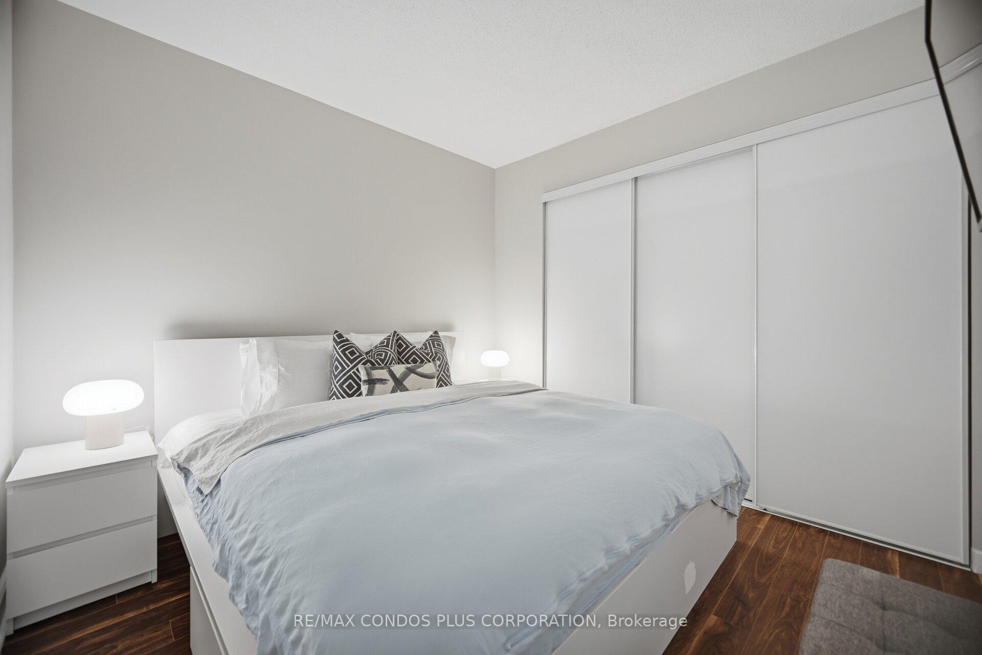 Photo 12 of Unit 509, 36 Blue Jays Way, Toronto, Waterfront Communities — HOMEH
