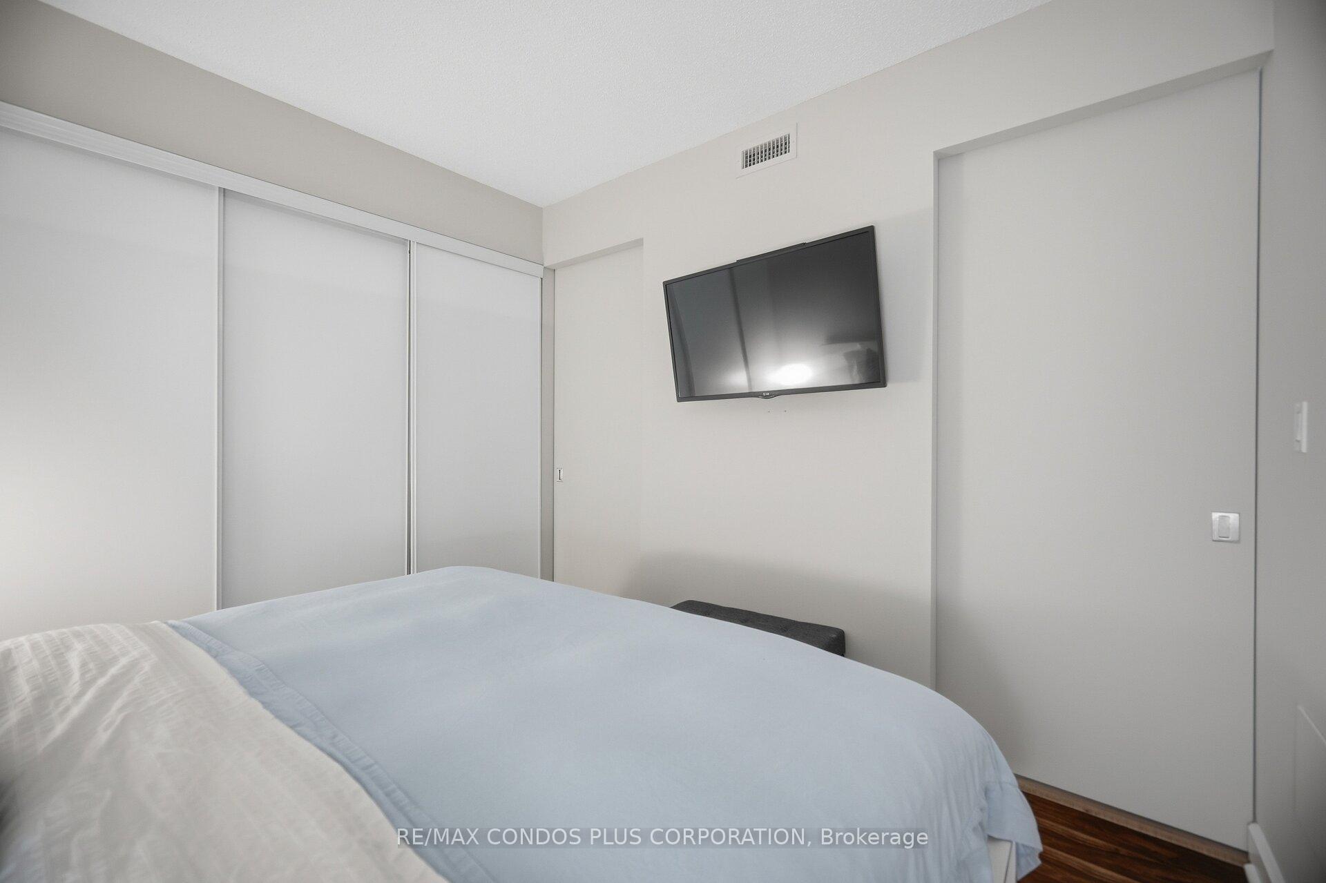 Photo 14 of Unit 509, 36 Blue Jays Way, Toronto, Waterfront Communities — HOMEH