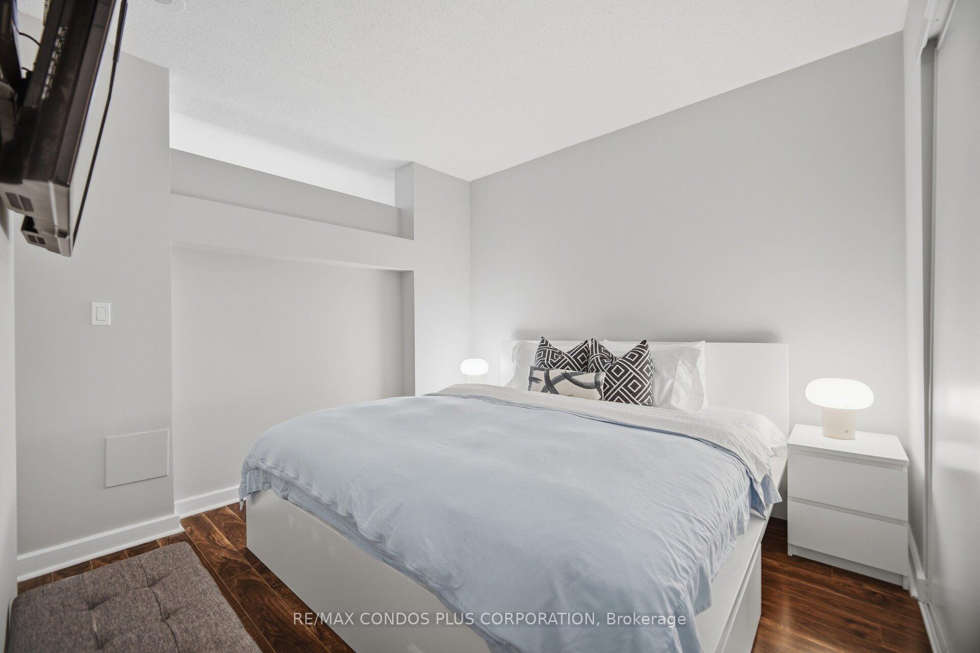 Photo 15 of Unit 509, 36 Blue Jays Way, Toronto, Waterfront Communities — HOMEH