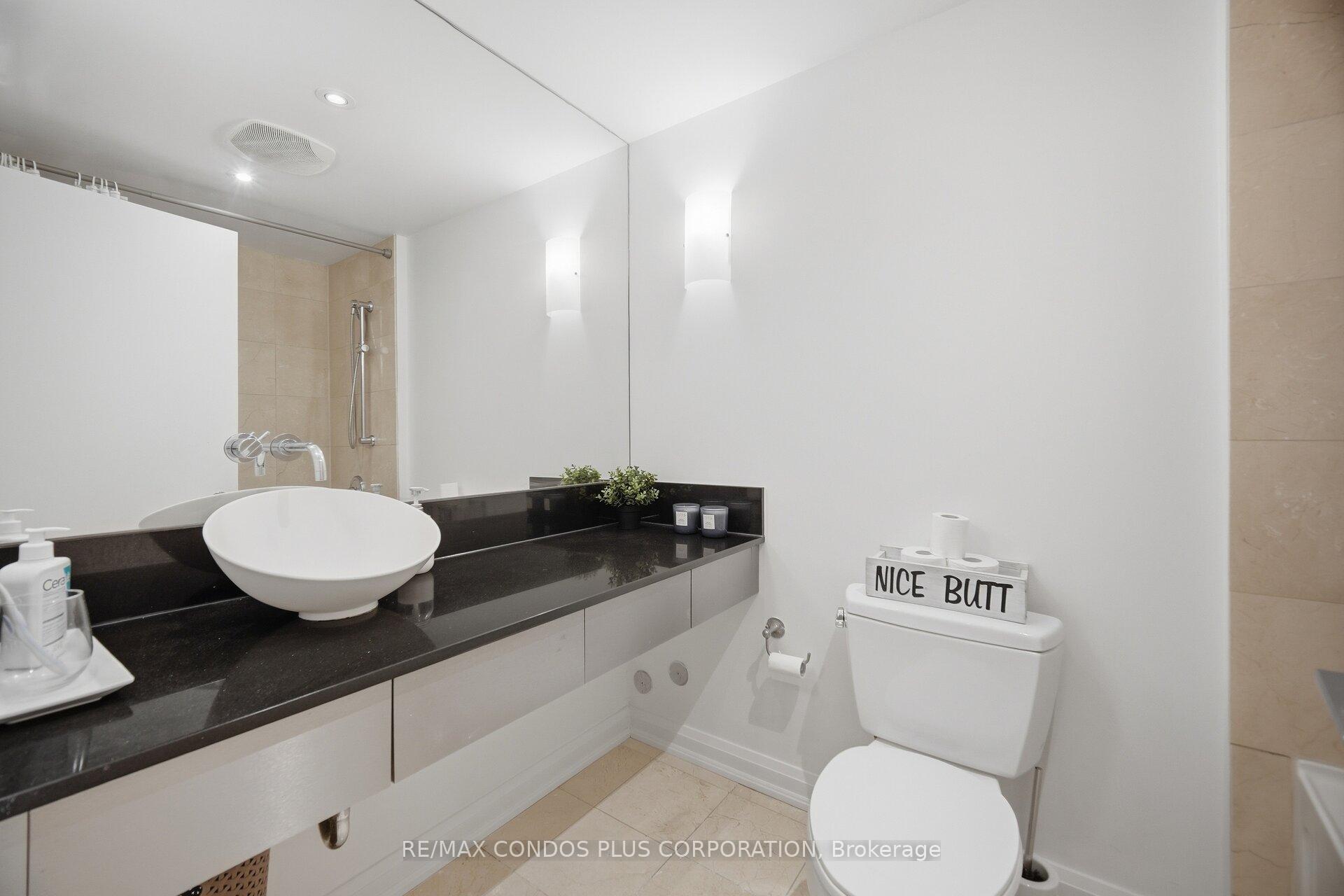 Photo 16 of Unit 509, 36 Blue Jays Way, Toronto, Waterfront Communities — HOMEH